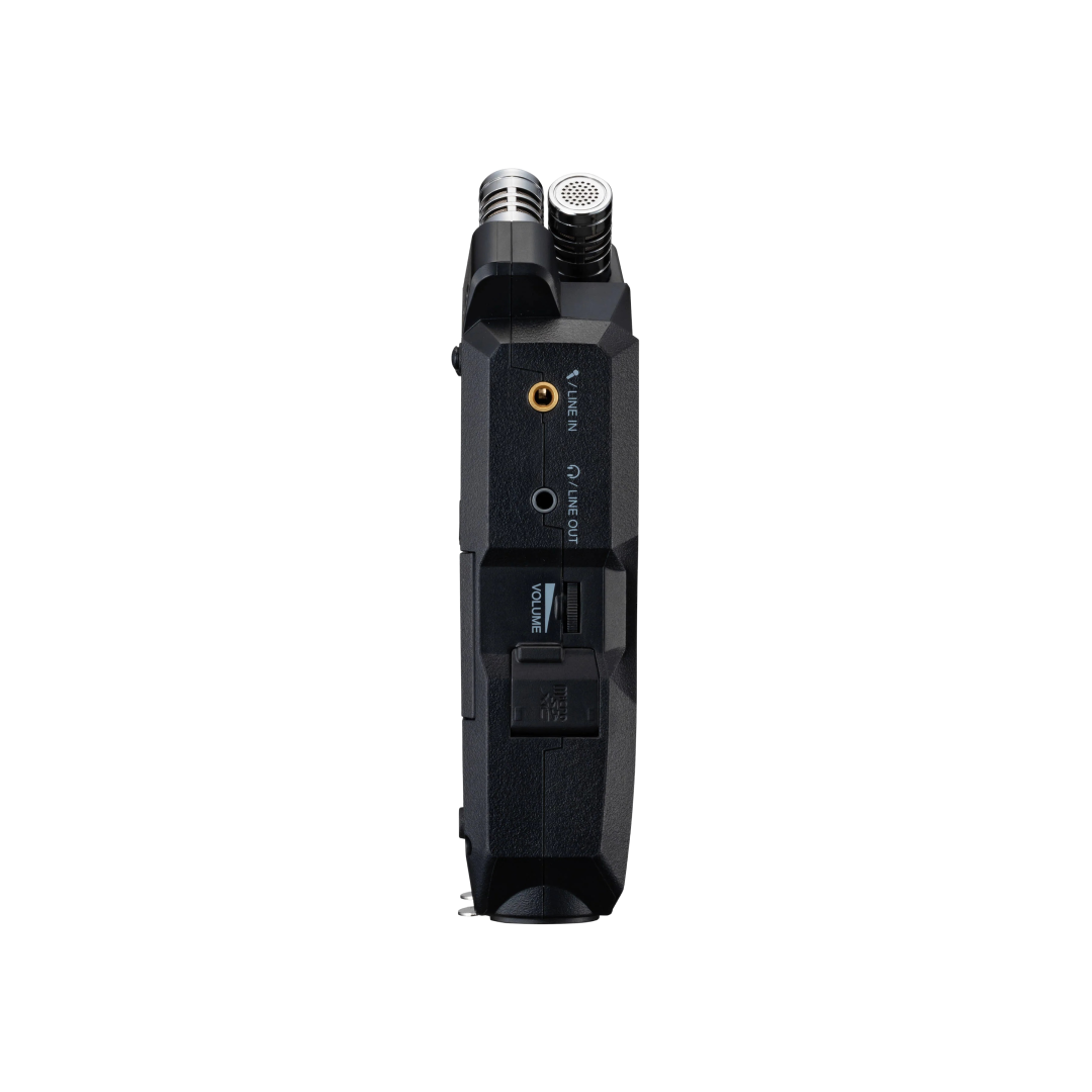Zoom H4essential